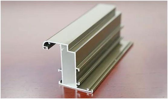 柯萊德門窗：窗紗一體，強強互聯(lián)，品質(zhì)更佳